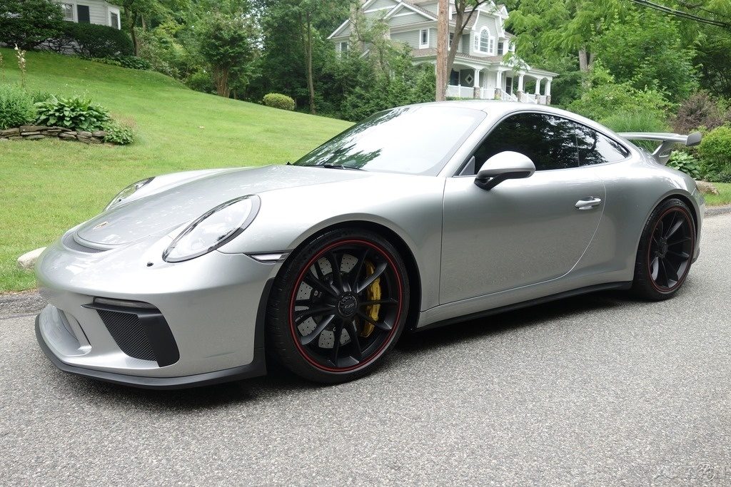 2018 Porsche 911 GT3 GT Silver Metallic For Sale Long Island $209,000