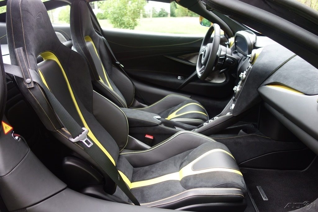 For Sale 2018 McLaren 720S Performance Coupe, yellow