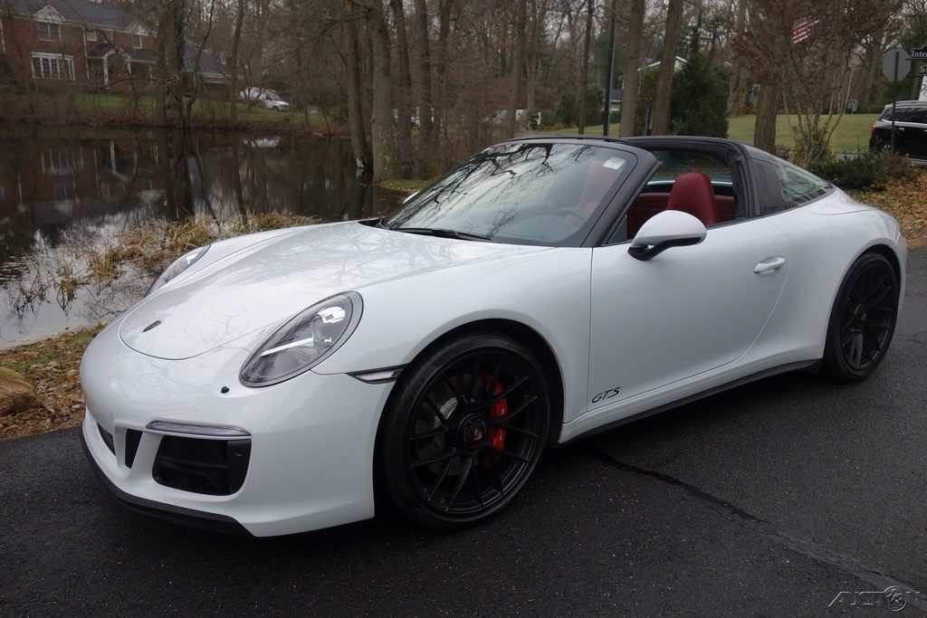 2017 Porsche 911 Targa 4 GTS Carrara White Metallic